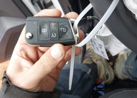 2021 Volkswagen Tiguan 2.0T S z USA, uszkodzony, nr VIN 3VV1B7AX6MM077365